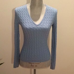 Cashmere cable knit sweater